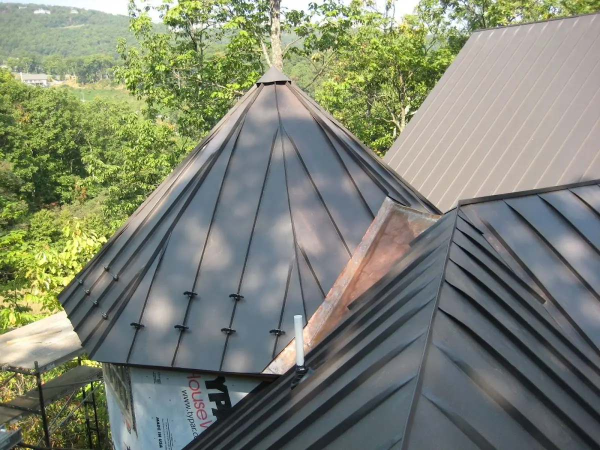 Professional Gutter Cleaning by Craftsman Roofing in Coral Gate